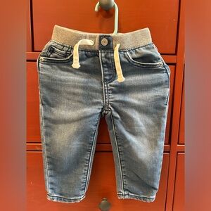 Baby size 6- 12 months Gap my first easy slim fit pull on denim